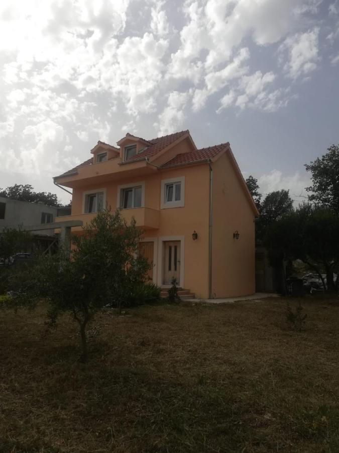 Castello Flower Apartment Kaštela Esterno foto