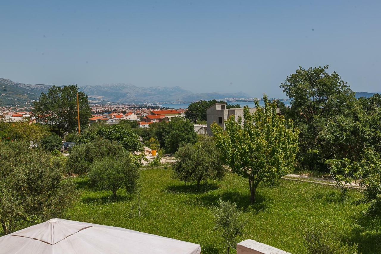 Castello Flower Apartment Kaštela Esterno foto
